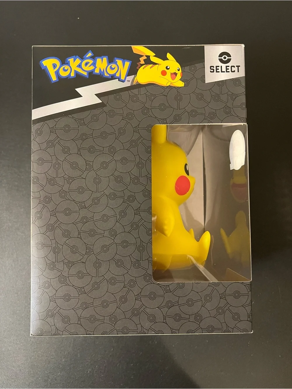 Jazwares: Pokemon Select - Pikachu Deluxe Vinyl Figure 8